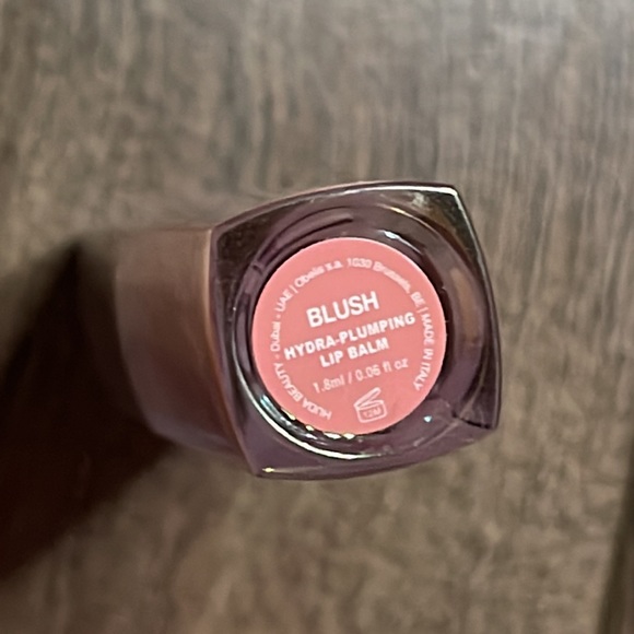 HUDA Beauty - Blush - Nourishing Lip Balm Deluxe Mini - Picture 3 of 3